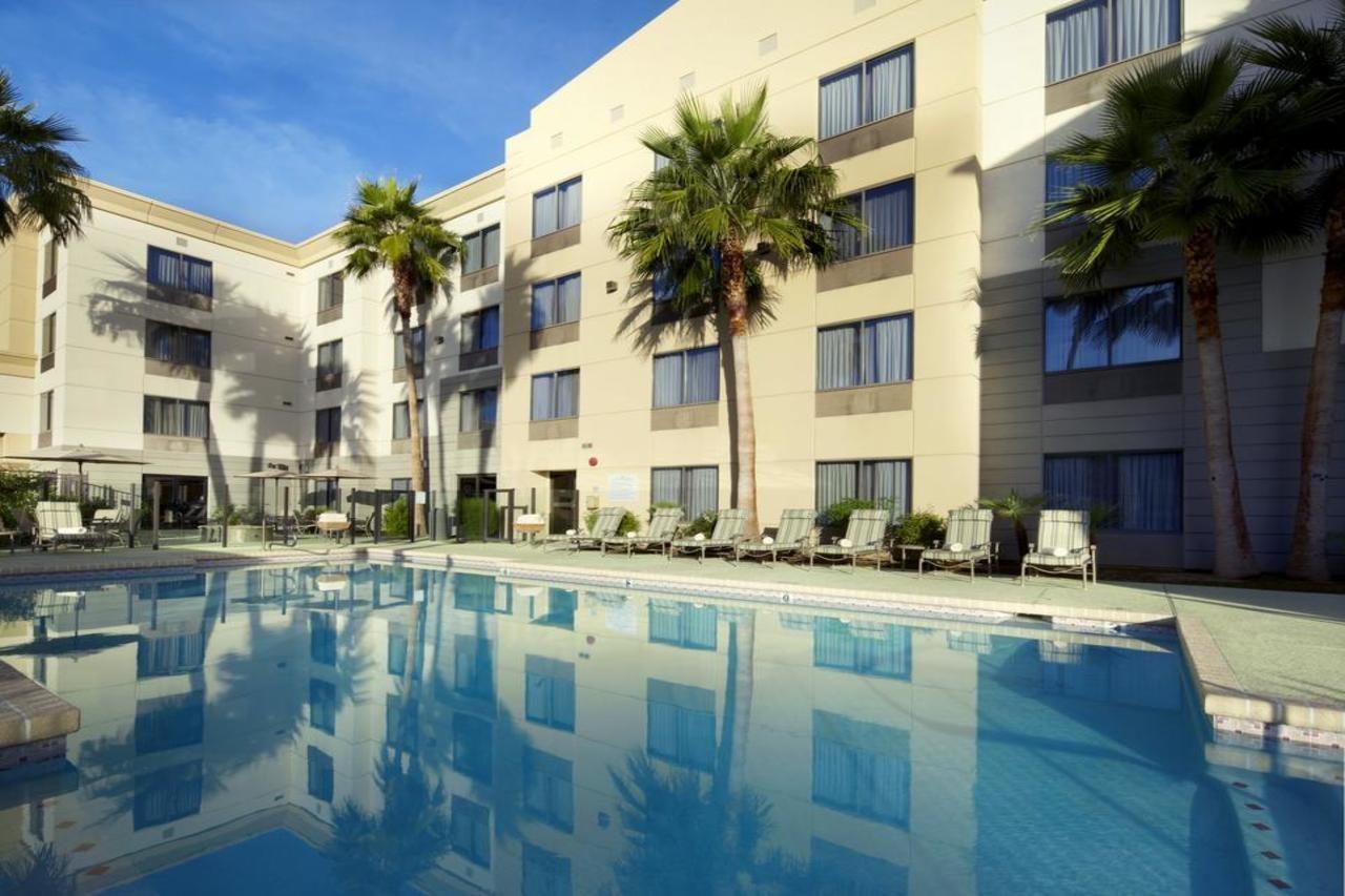 Hampton Inn Phoenix - Biltmore Zewnętrze zdjęcie