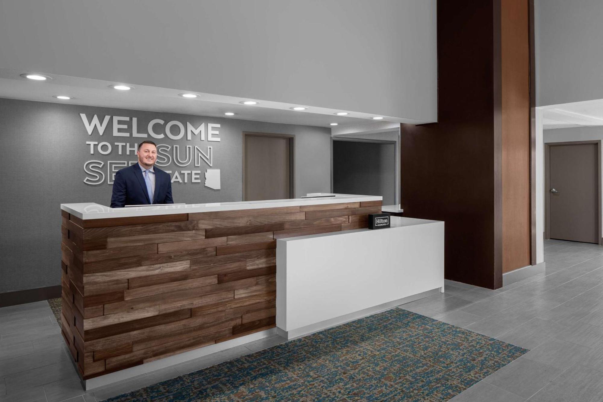 Hampton Inn Phoenix - Biltmore Zewnętrze zdjęcie